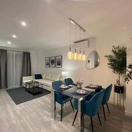 XI Apartamentos Morales & Arnal 龙达 外观 照片